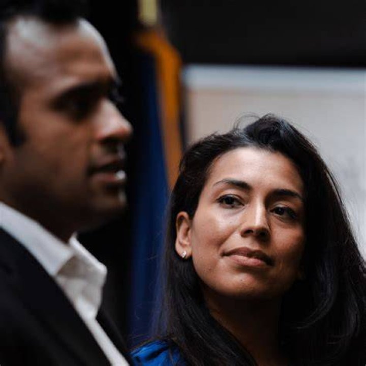Apoorva Tewari's Parents And Her Journalistic Journey